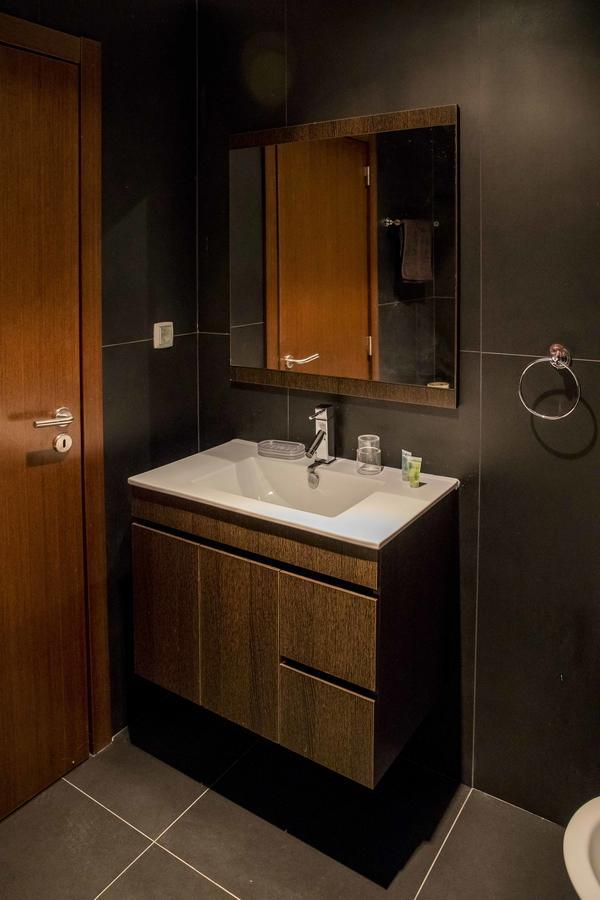 B04 - Luxury 2 Bed W Terrace Pool * Lagos