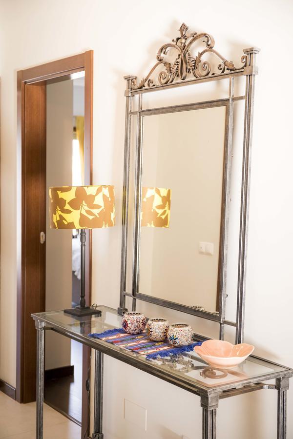 B04 - Luxury 2 Bed W Terrace Pool Apartamento