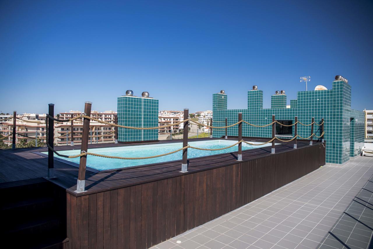 Appartement B04 - Luxury 2 Bed W Terrace Pool Lagos
